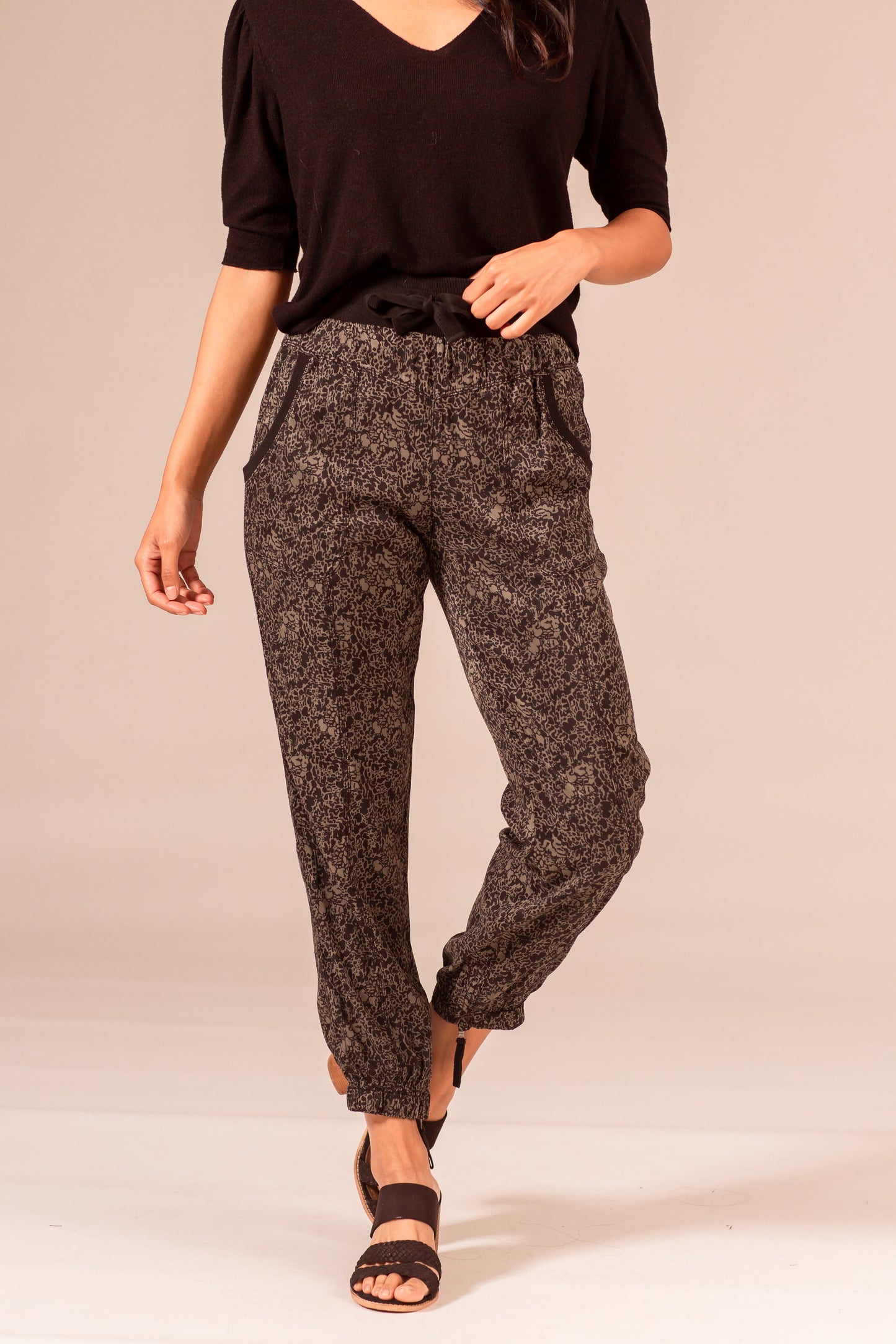 Printed Cupro Jogger